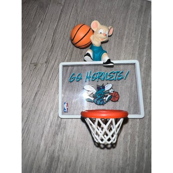 Hallmark Keepsake Ornament NBA Collection "Charlotte Hornets" - 1998 vintage - Picture 1 of 4